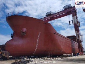 Hạ thuỷ tàu chở hàng rời Nam Phat 5.300 DWT Seri 01