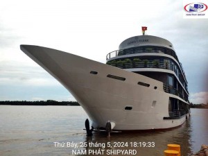 Hạ thuỷ du thuyền Doris (Nam Phát Cruise) và đón Heritage Luxury cruise vào nâng cấp, sửa chữa