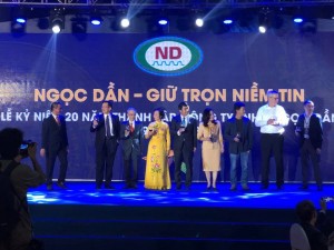 Chúc mừng Công ty Tấm lợp Ngọc Dần 20 năm một chặng đường phát triển