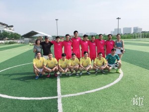 Giao hữu bóng đá giữa hai đội Nhà máy Hưng Yên và Văn Phòng Công ty